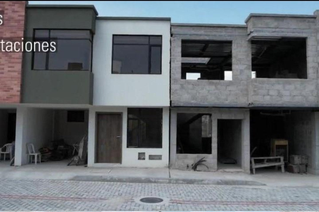 SE VENDE CASA DENTRO DE CONJUNTO SECTOR CALDERON