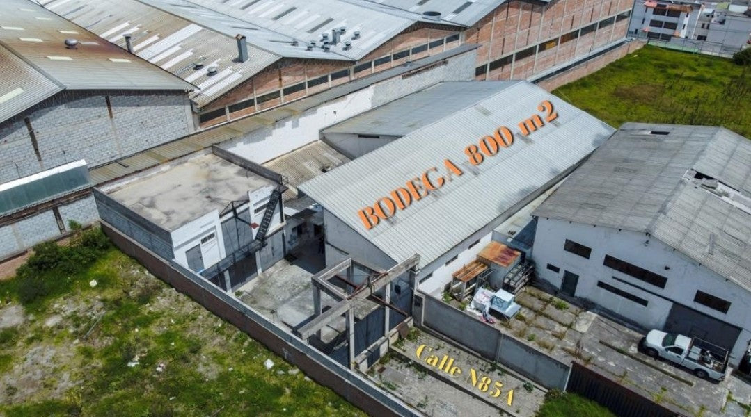 SE VENDE GALPON - BODEGA SECTOR MASTODONTES