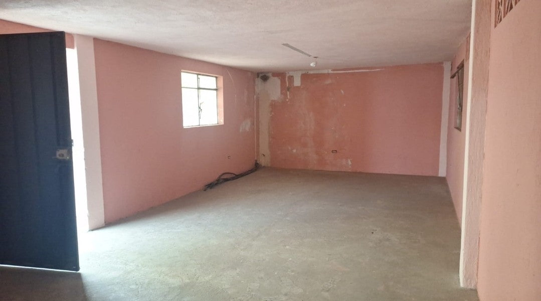 SE VENDE TERRENO O GALPON SECTOR GUAMANI - SUR DE QUITO.