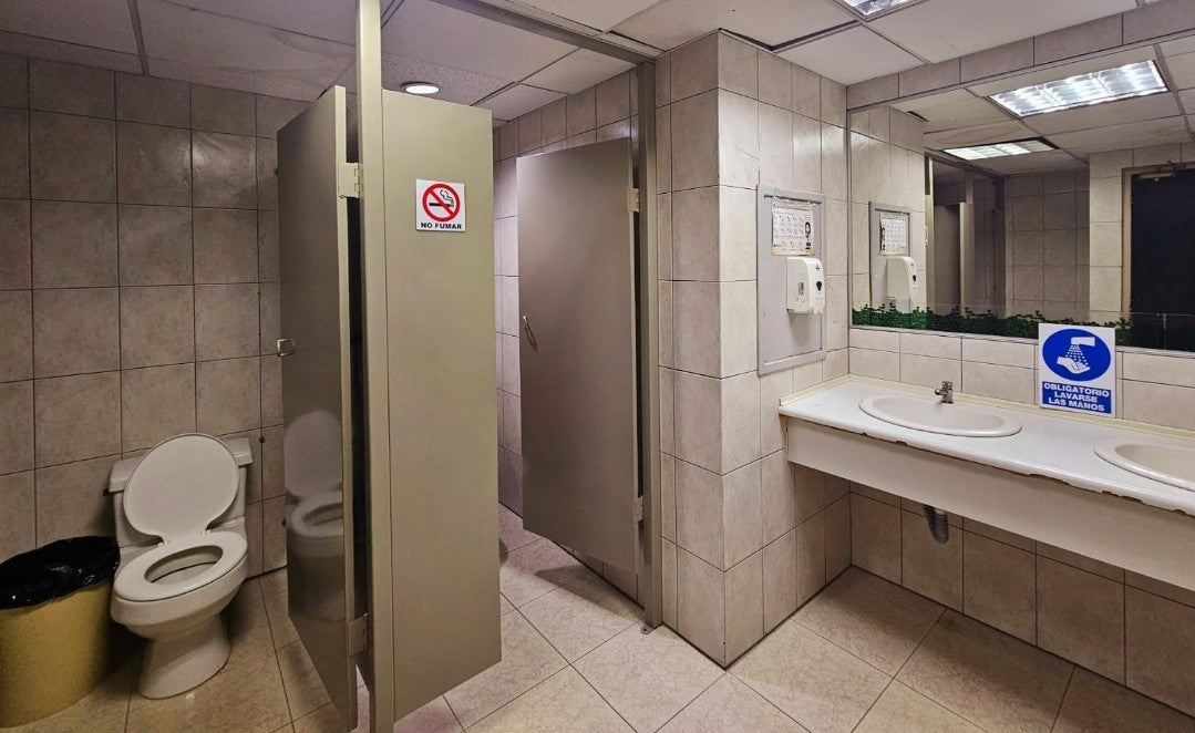 SE VENDE EDIFICIO SECTOR MALL EL JARDIN - AV. AMAZONAS