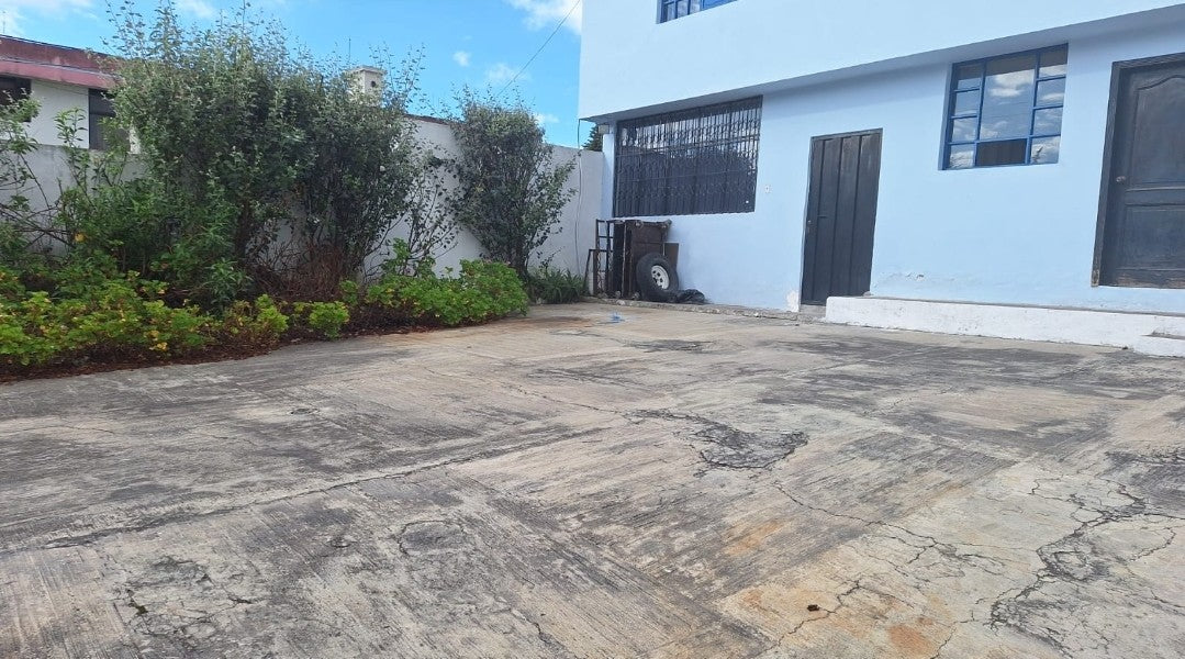 SE VENDE CASA O TERRENO SECTOR PONCEANO.