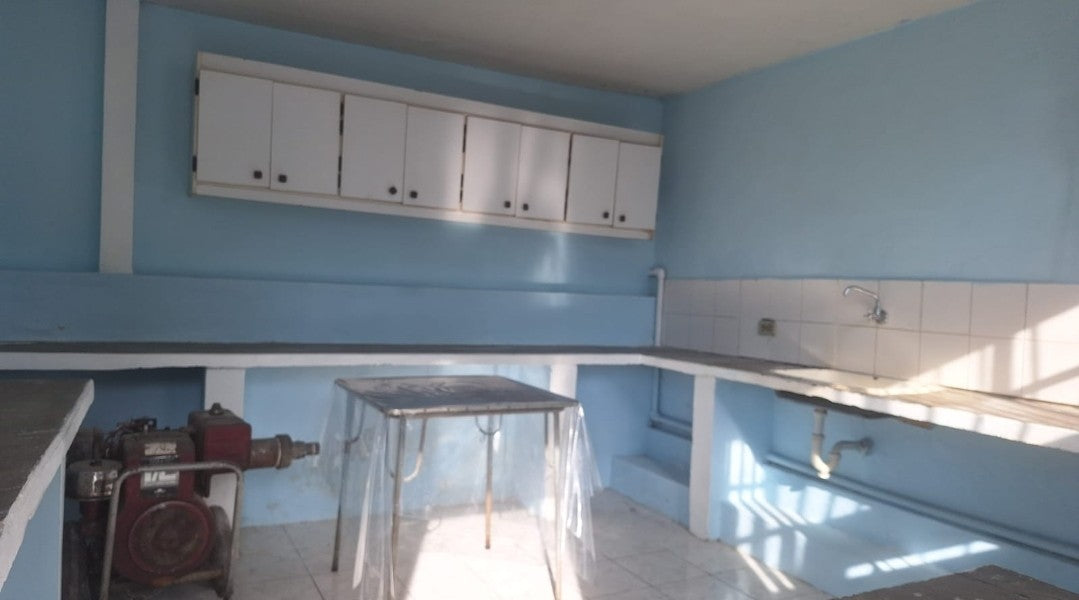 SE VENDE CASA O TERRENO SECTOR PONCEANO.