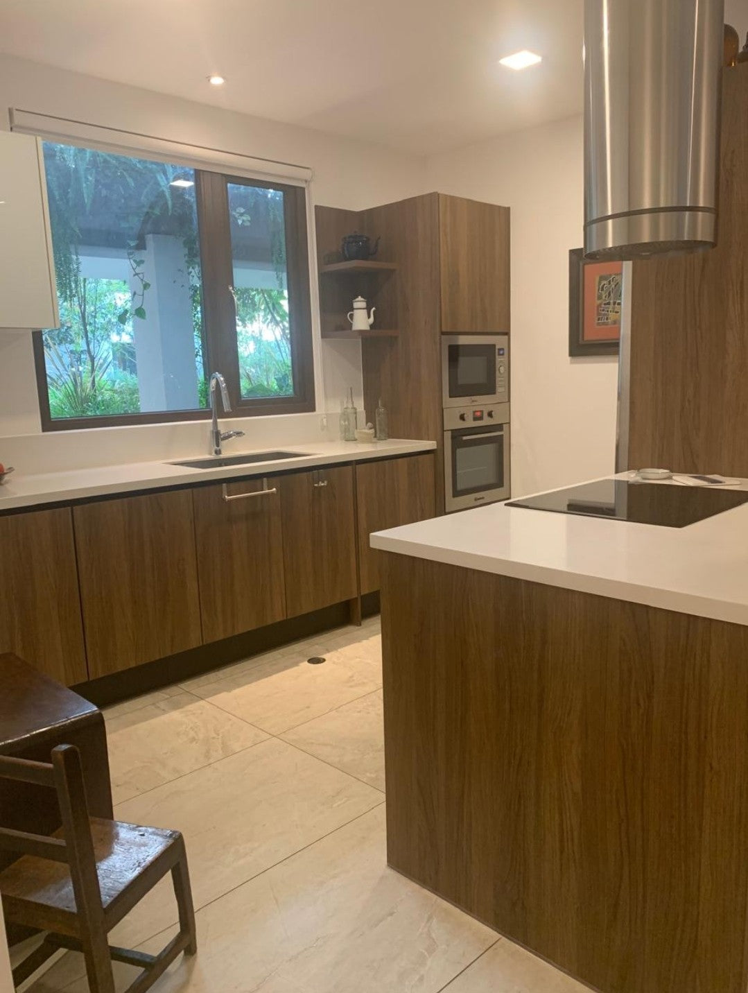 SE VENDE DEPARTAMENTO EN TUMBACO.