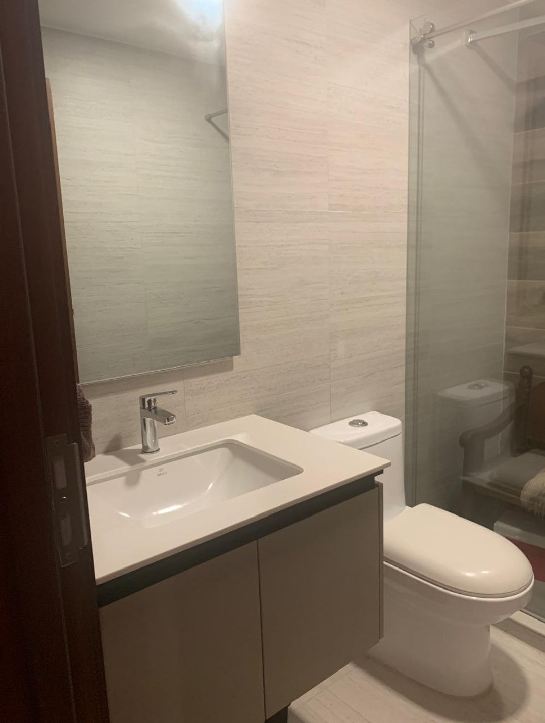 SE VENDE DEPARTAMENTO EN TUMBACO.