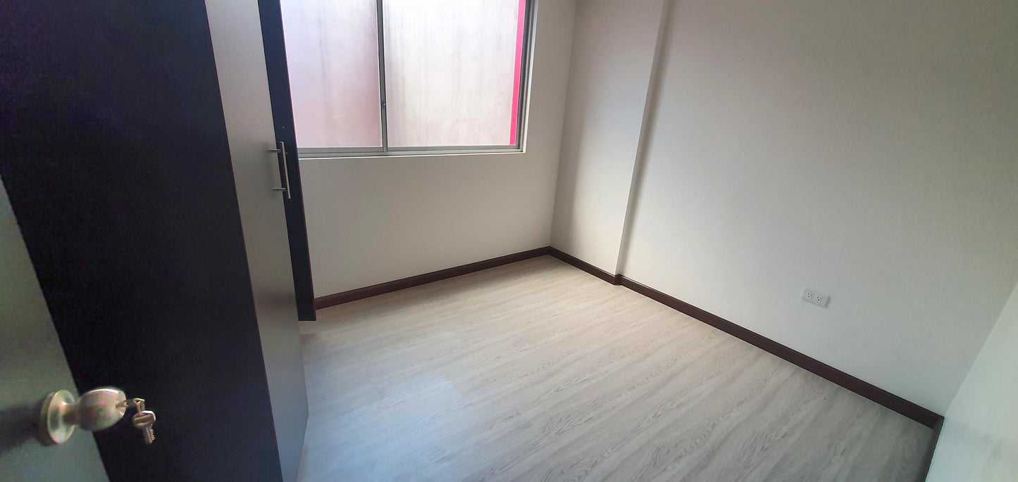 Se Vende Departamento a Estrenar Sector Solca - Calle Nielsen