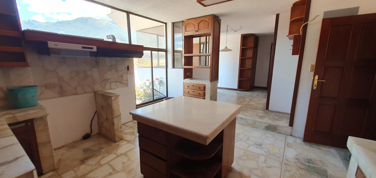 Se Vende Edificio en El Sector de La Av El Inca
