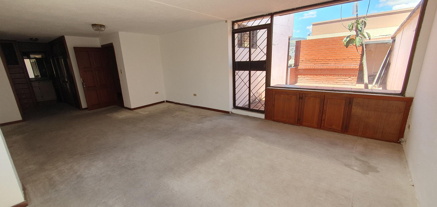 Se Vende Edificio en El Sector de La Av El Inca