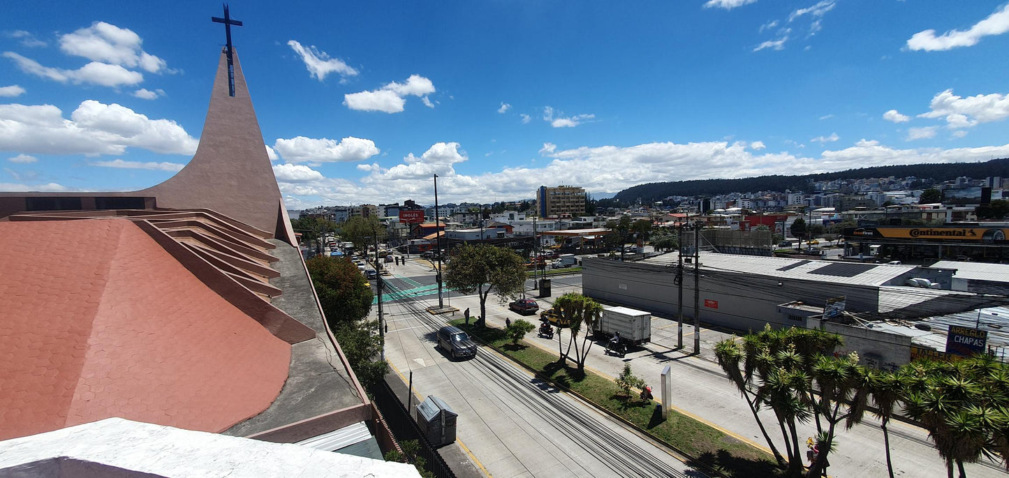 Se Vende Edificio en El Sector de La Av El Inca