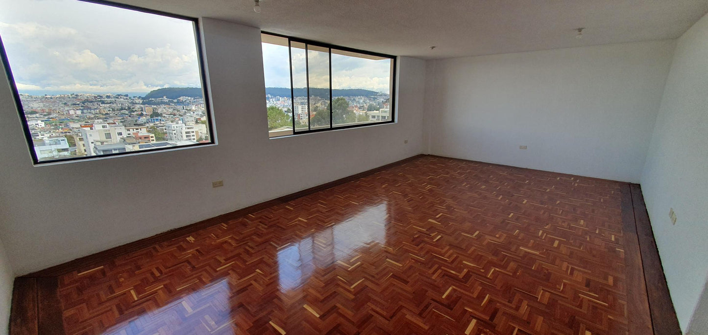 SE VENDE DEPARTAMENTO DUPLEX SECTOR MARIANO TURREY Y MARCOS JOFRE.