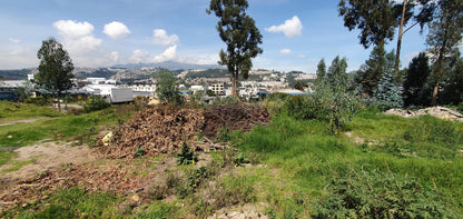 Se VSE VENDE TERRENO EN CALDERON- Cerca a La Entrada del Puente a Carapungo