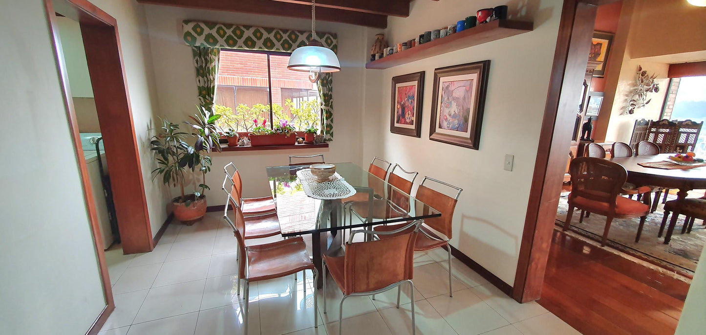 Se Vende Departamento en Conjunto Colinas del Pichincha - Av Occidental