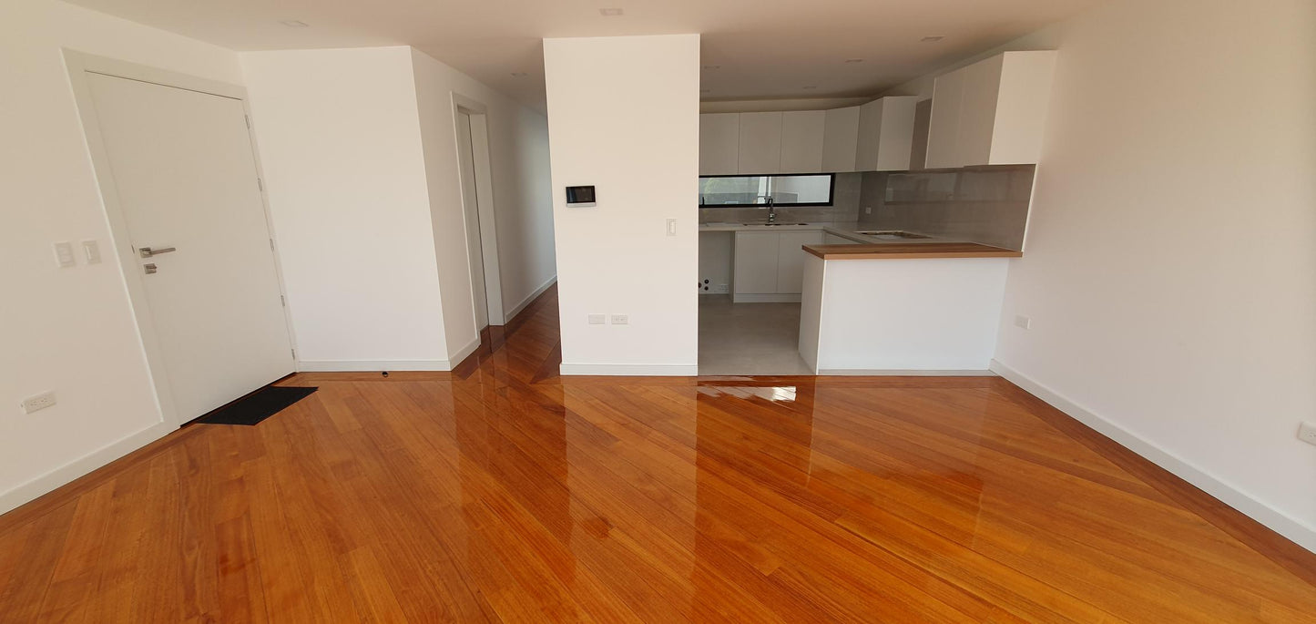 SE VENDE DEPARTAMENTO DENTRO DE LA URBANIZACIÓN EL CONDADO.