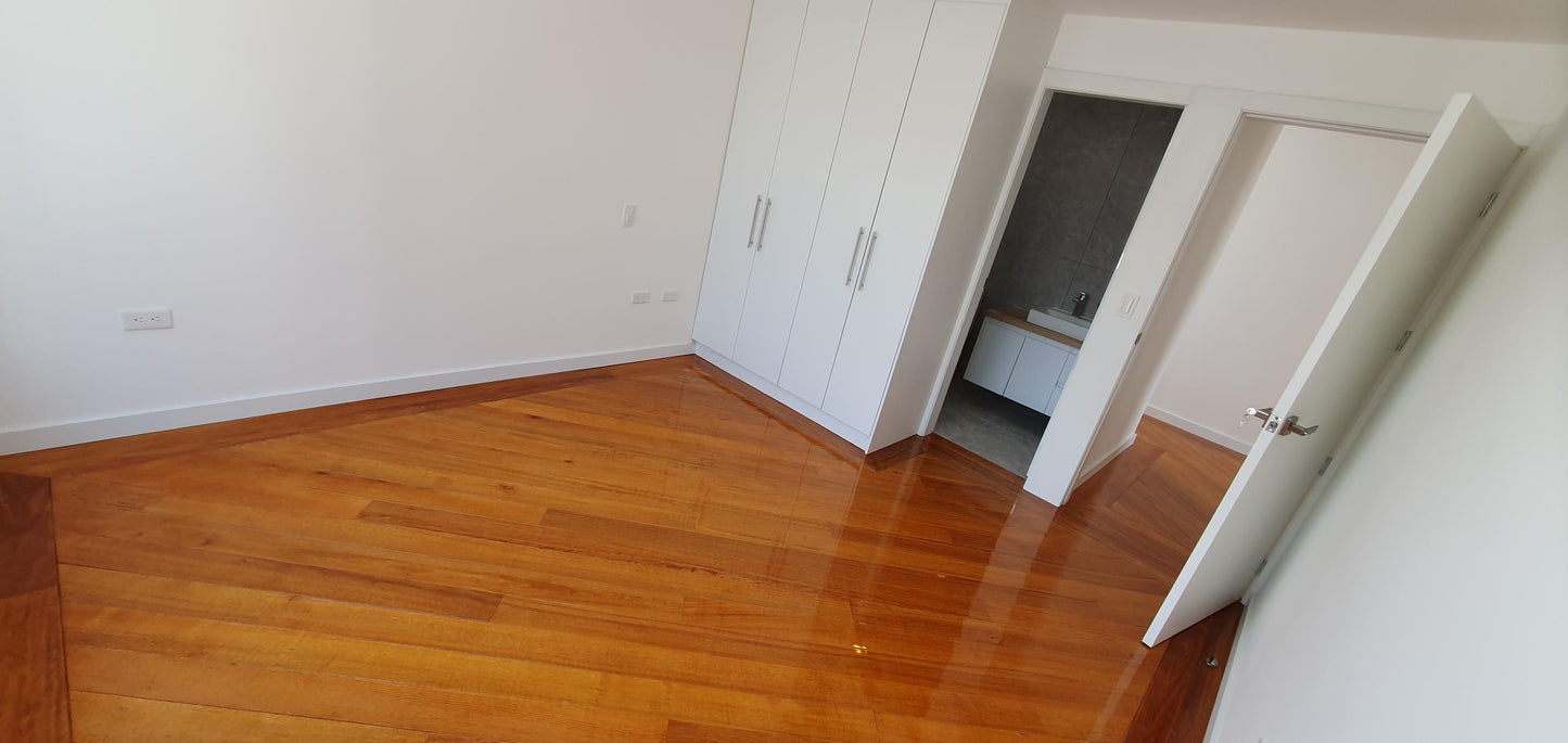 Se Vende Departamento Dentro de La Urbanización El Condado