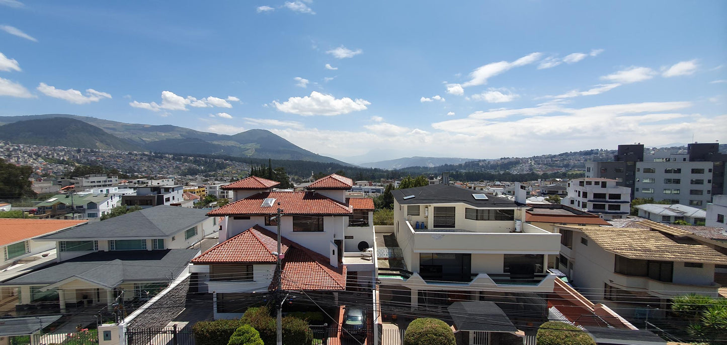 Se Vende Departamento Dentro de La Urbanización El Condado