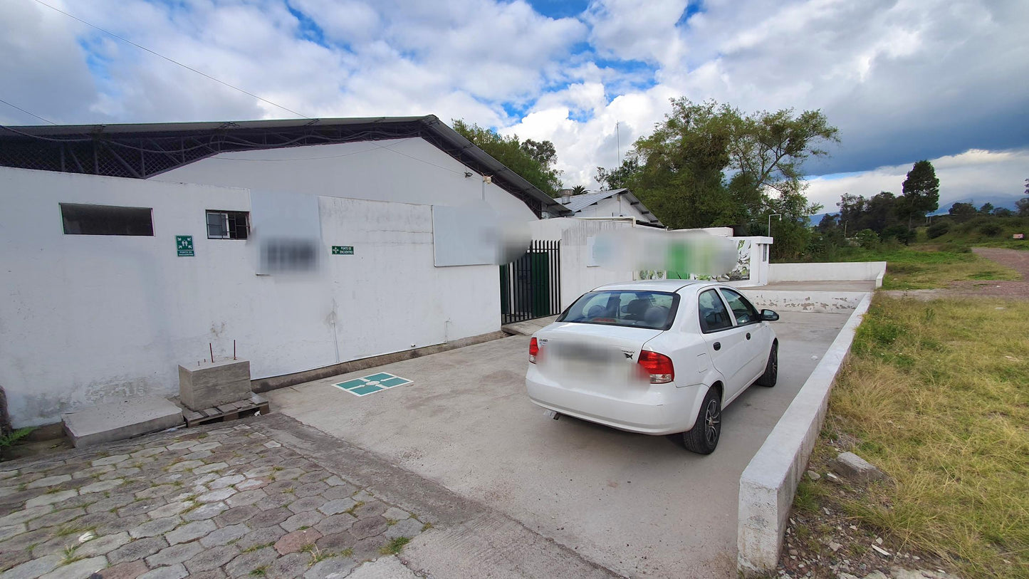 SE ARRIENDA GALPON O BODEGA EN SANGOLQUI SECTOR AV. GENERAL RUMIÑAHUI.