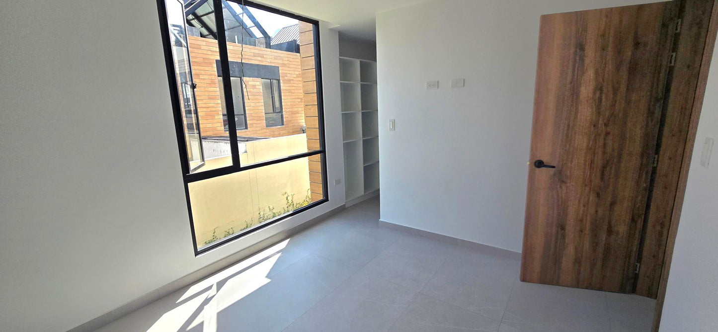 Se Vende Casa en Tumbaco - La Morita II