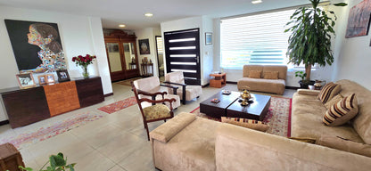 SE VENDE CASA SECTOR MIRAVALLE