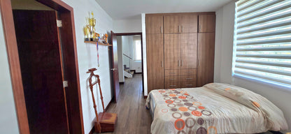 SE VENDE CASA SECTOR MIRAVALLE