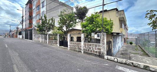 SE VENDE CASA SECTOR SAN CARLOS