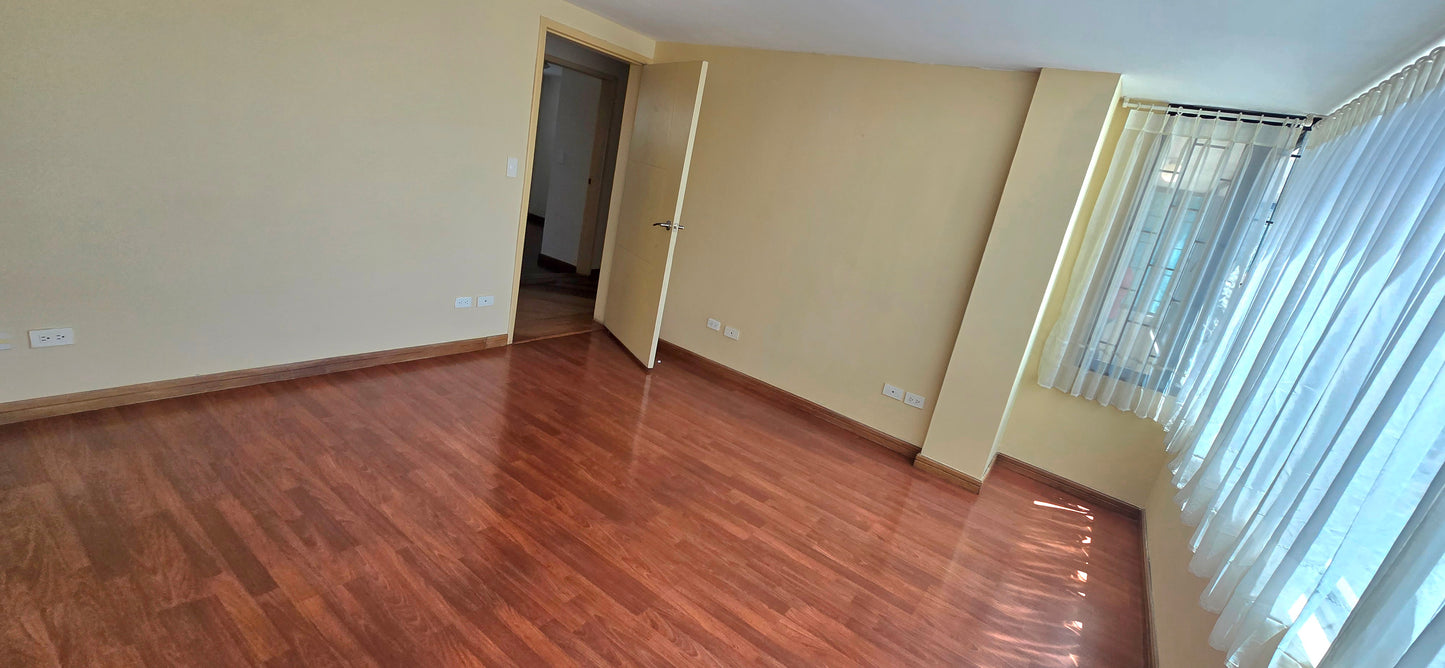 Se Vende Departamento Sector Pomasqui - Mitad del Mundo