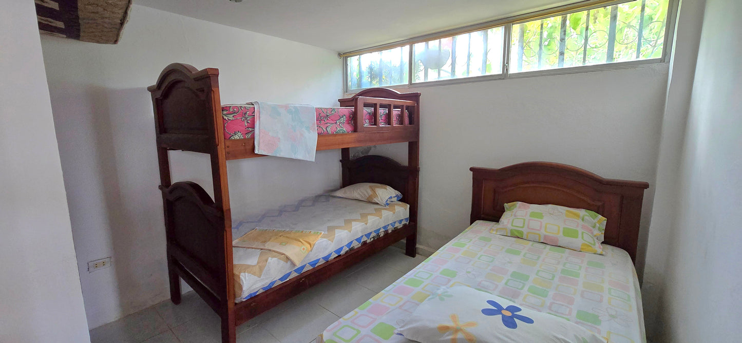 SE VENDE DEPARTAMENTO EN TONSUPA PROVINCIA DE ESMERALDAS.
