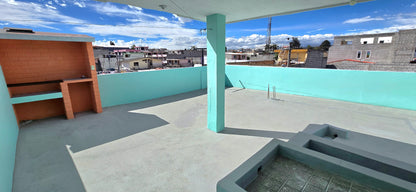 SE VENDE CASA EN CALDERÓN
