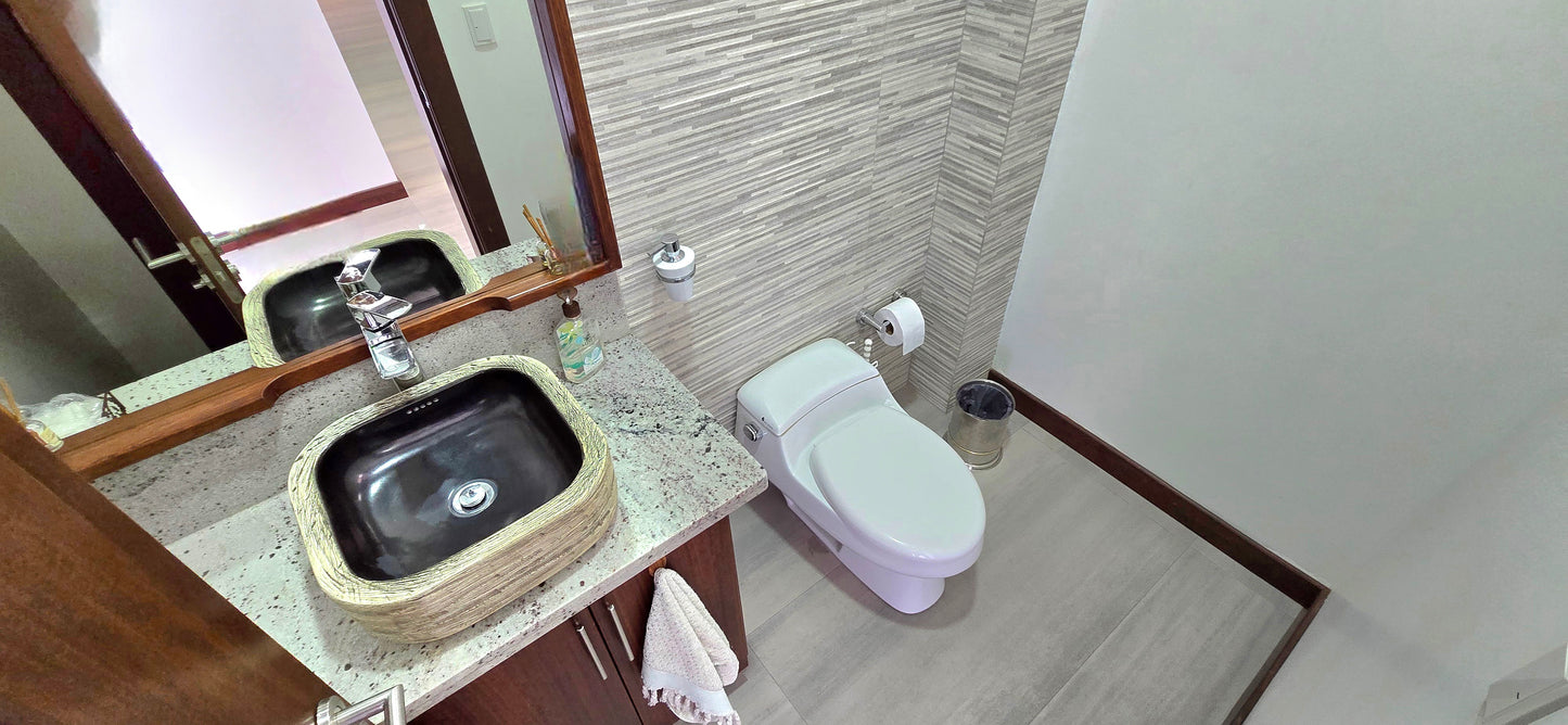 SE VENDE CASA DENTRO DE CONJUNTO EN PUEMBO