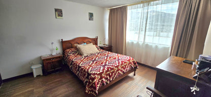 SE VENDE CASA INDEPENDIENTE SECTOR PONCEANO - CERCA DEL SUPERMAXI