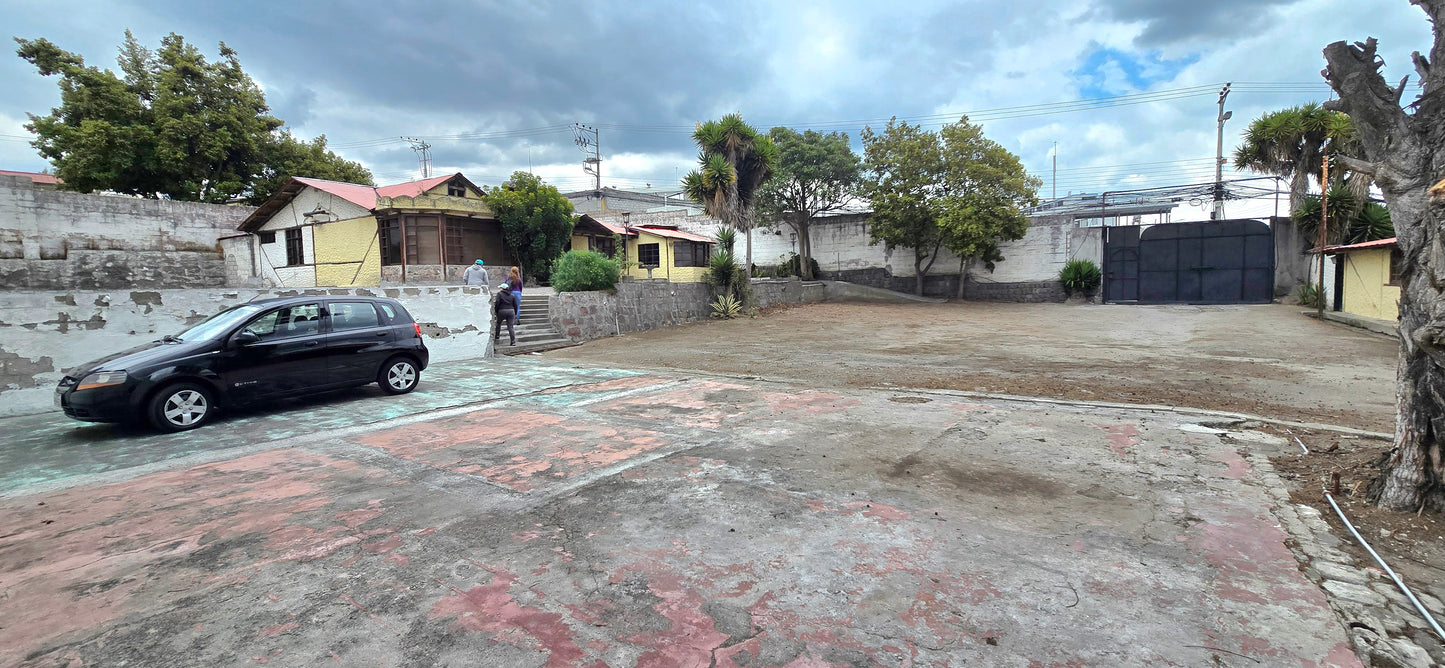 SE ARRIENDA TERRENO SECTOR CARCELEN INDUSTRIAL