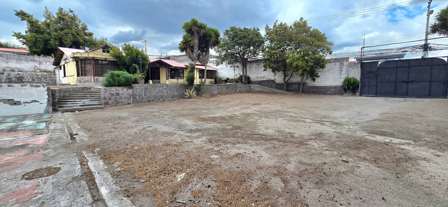 SE ARRIENDA TERRENO SECTOR CARCELEN INDUSTRIAL