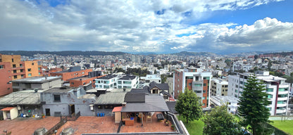 SE VENDE DEPARTAMENTO SECTOR QUITO TENIS