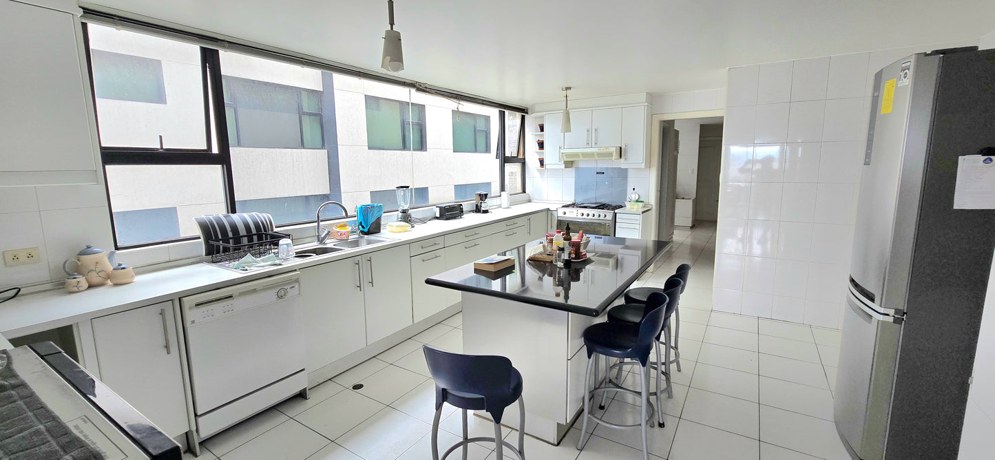 SE VENDE DEPARTAMENTO SECTOR QUITO TENIS