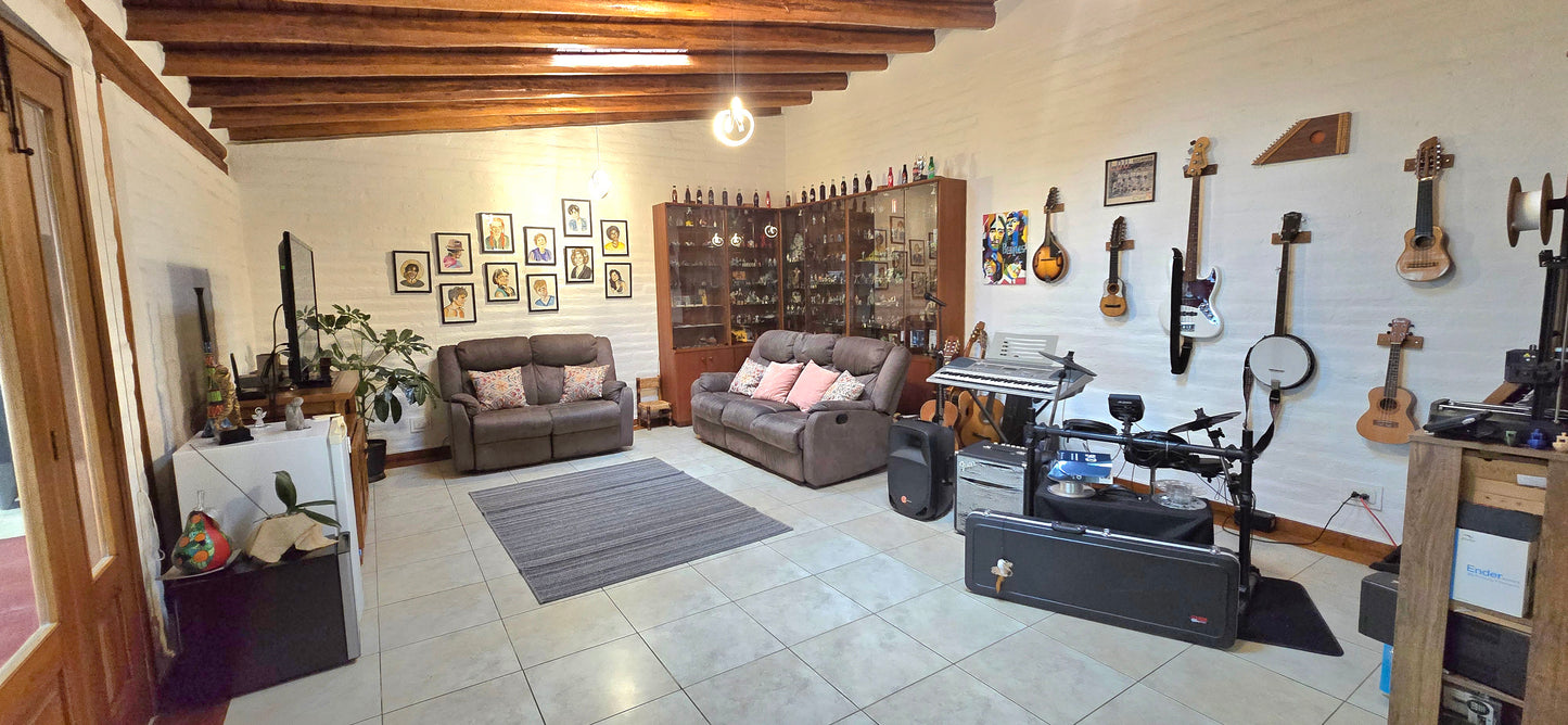 SE VENDE CASA SECTOR TUMBACO - LA MORITA.