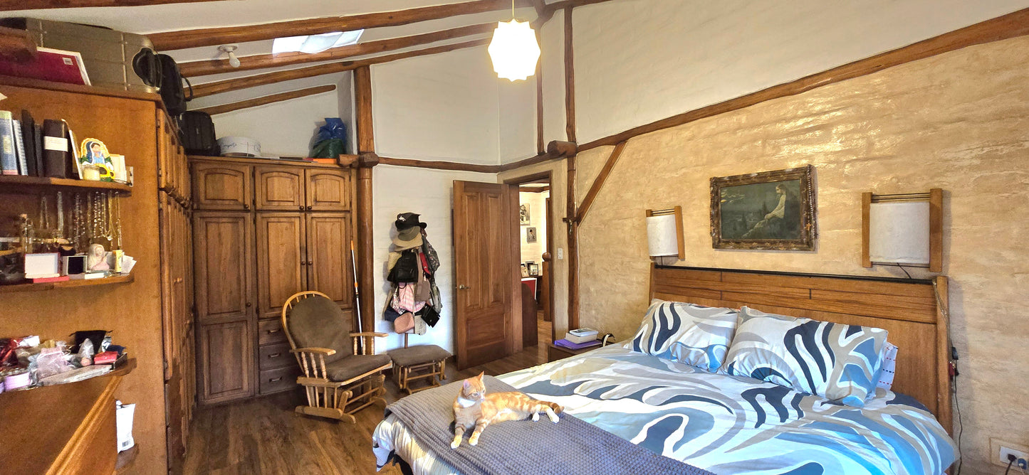 SE VENDE CASA SECTOR TUMBACO - LA MORITA.