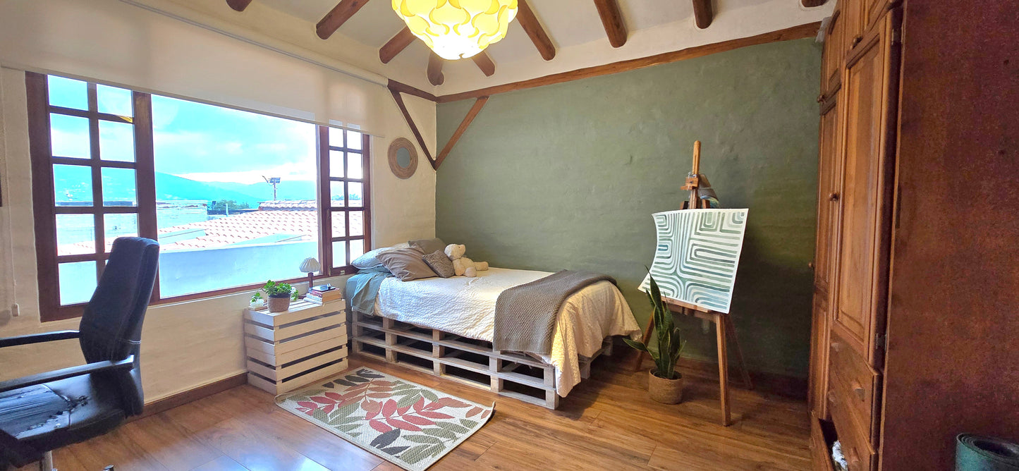 SE VENDE CASA SECTOR TUMBACO - LA MORITA.