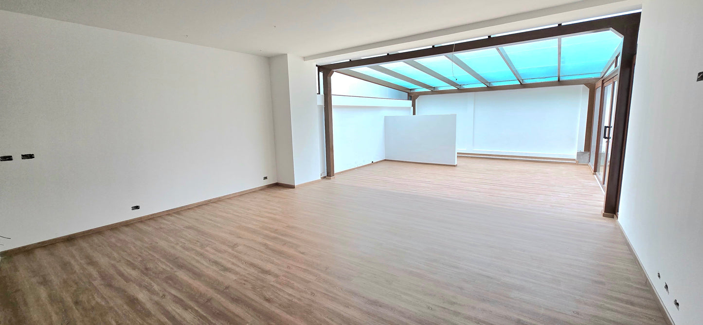 SE VENDE DEPARTAMENTO EN CUMBAYÁ