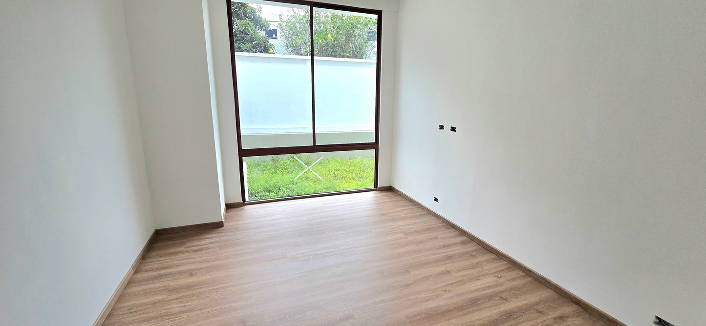 SE VENDE DEPARTAMENTO EN CUMBAYÁ