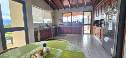 SE VENDE CASA SECTOR MIRAVALLE 2
