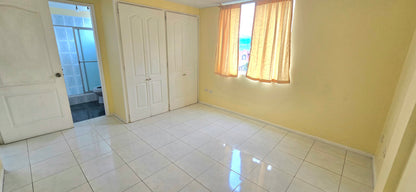 SE ARRIENDA CASA EN CUMBAYA