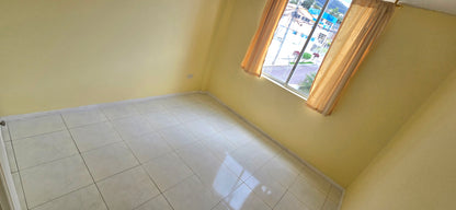 SE ARRIENDA CASA EN CUMBAYA