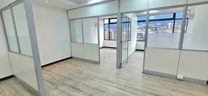 SE ARRIENDA OFICINA SECTOR PORTUGAL Y AV. 6 DE DICIEMBRE