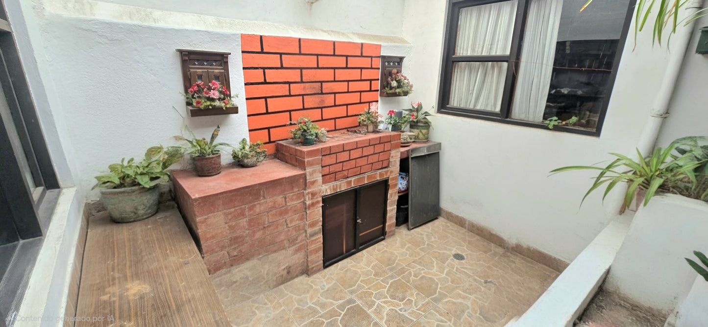 SE VENDE CASA SECTOR LA KENNEDY