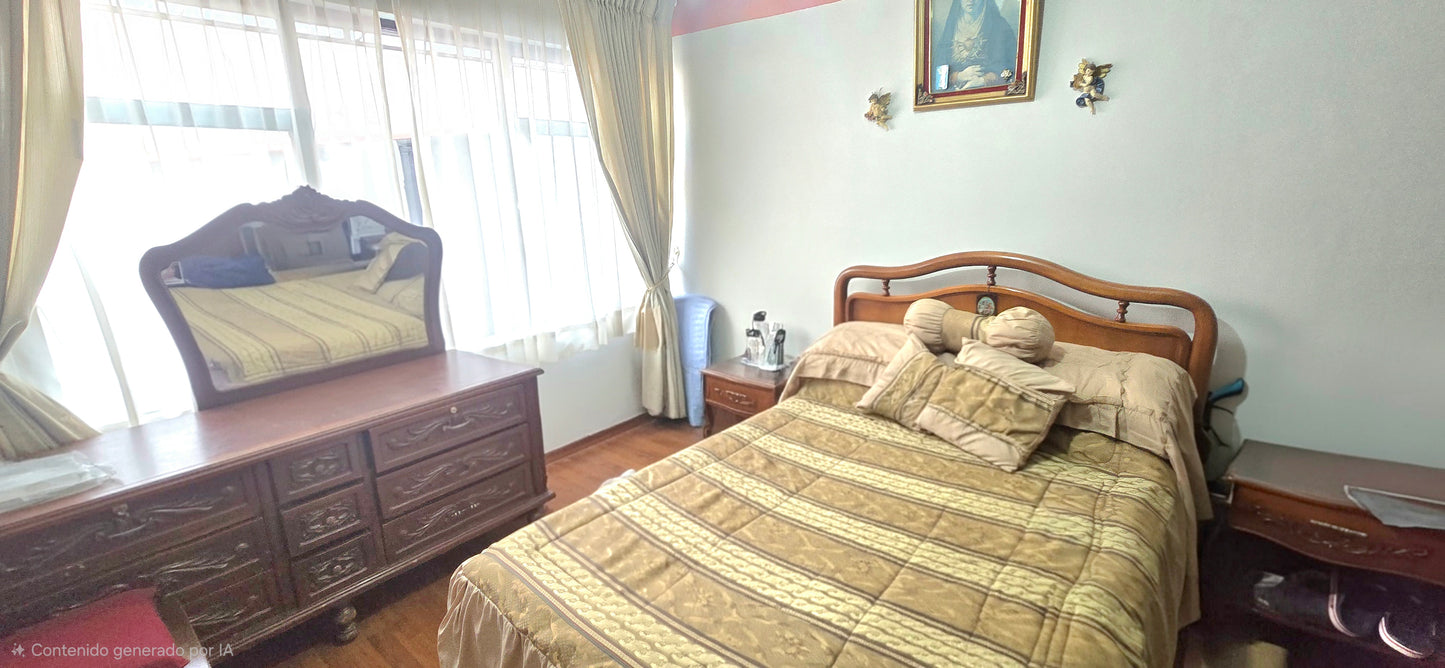 SE VENDE CASA SECTOR LA KENNEDY