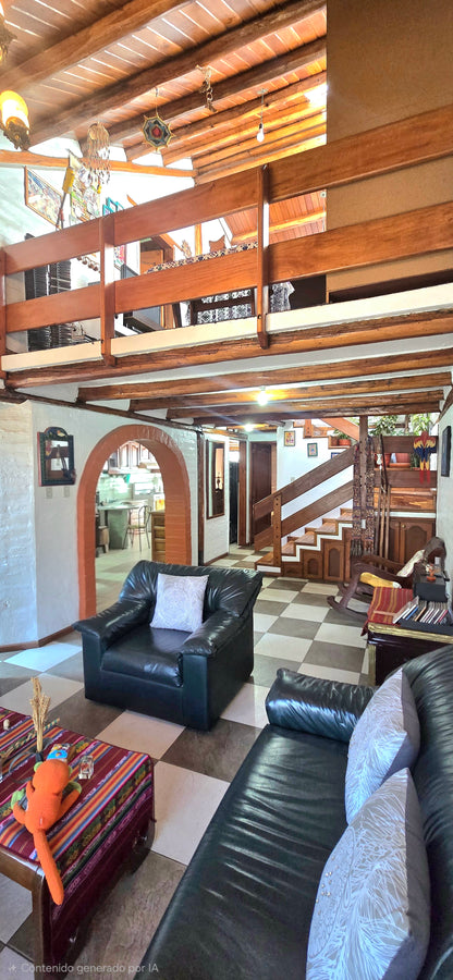 SE VENDE CASA EN CALDERÓN
