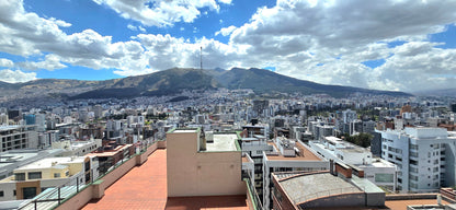 SE ARRIENDA DEPARTAMENTO AMOBLADO SECTOR GONZÁLEZ SUÁREZ