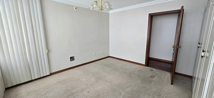 SE VENDE O SE ARRIENDA CASA DENTRO DE URBANIZACIÓN SECTOR MONTESERRIN