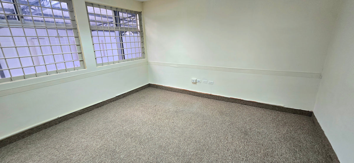 SE VENDE O SE ARRIENDA CASA COMERCIAL SECTOR CALLE SAN IGNACIO Y AV. LA CORUÑA