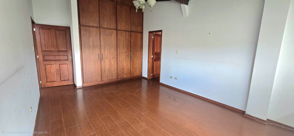 SE ARRIENDA CASA SECTOR MONTESERRIN, DENTRO DE LA URBANIZACION CAMPO ALEGRE