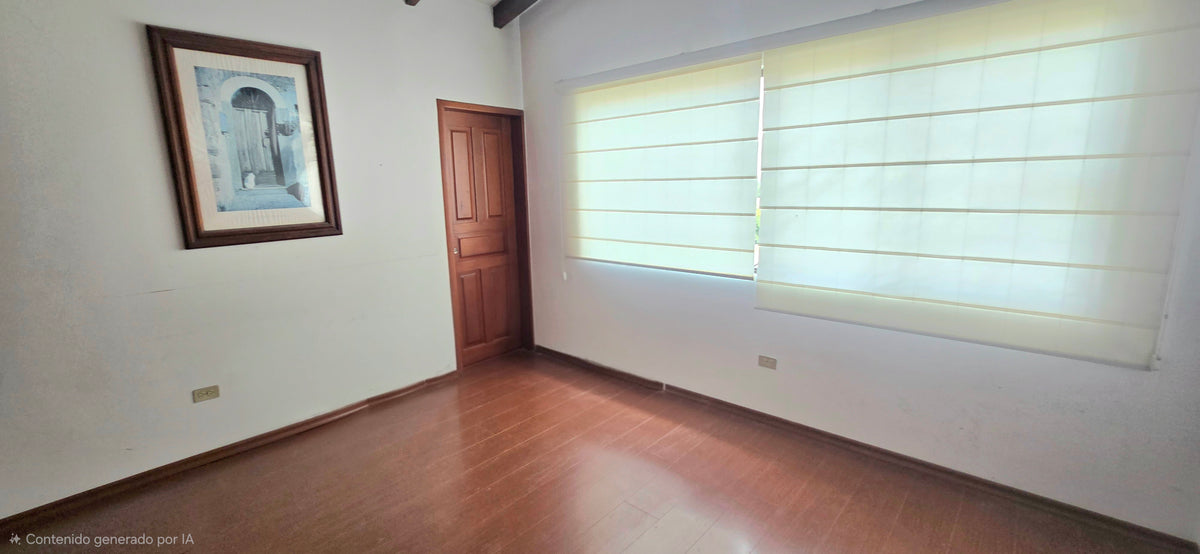 SE ARRIENDA CASA SECTOR MONTESERRIN, DENTRO DE LA URBANIZACION CAMPO ALEGRE