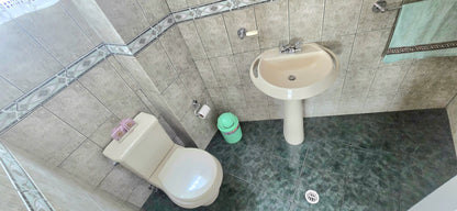 SE VENDE DEPARTAMENTO SECTOR MONTESERRIN.